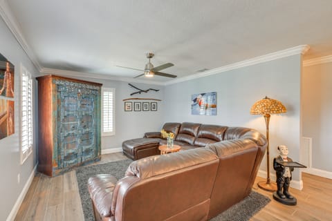 Suwannee River Retreat: Dock & Screened Porch! House in Florida