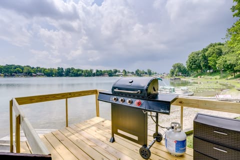 Game Room & Outdoor Fun - Gilead Lake Getaway! House in Michigan