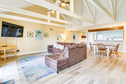 Pool Access + Pet Friendly: Condo in Hilton Head Apartment in Hilton Head Island