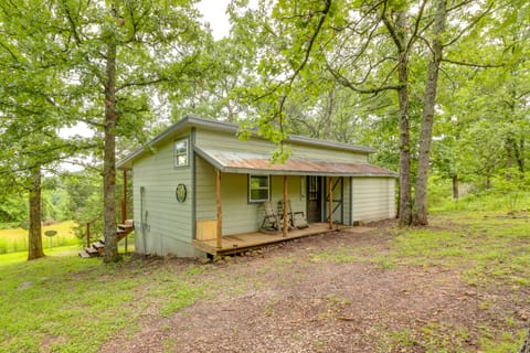Ozark Escapes Cabin! Serene Forest & Mtn Setting Apartment in Buffalo River