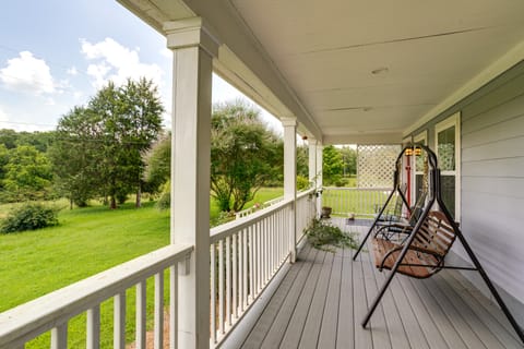 7 Mi to Ole Miss: Quiet Rural Retreat w/ Yard! House in Mississippi