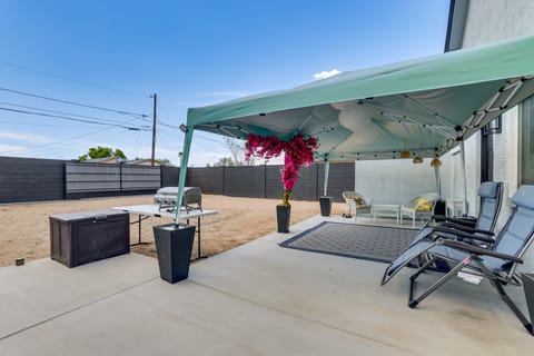 6 Mi to Dtwn Tempe: Dog-Friendly Retreat w/ Yard! House in Tempe