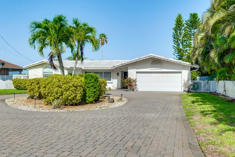 Riverfront Home w/ Private Dock on Merritt Island! House in Merritt Island