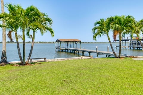 Riverfront Home w/ Private Dock on Merritt Island! House in Merritt Island