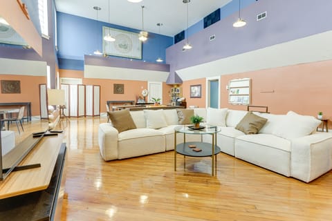 Downtown Apt: 23 Mi to Hocking Hills State Park Apartment in Ohio