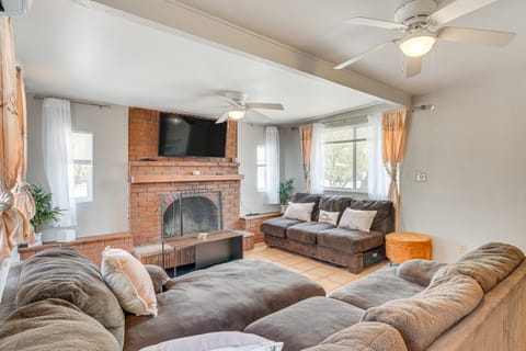 Home 2 Mi to Dtwn & University of Arizona! House in Catalina Foothills