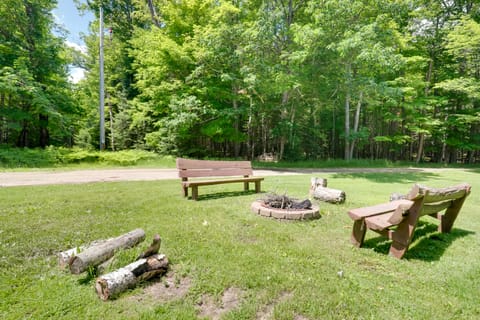 South Twin Lake Cabin w/ Dock, Steps to Water House in Wisconsin