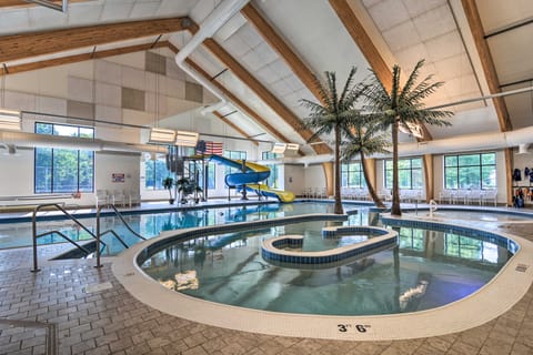 Indoor Pool Access: Cabin in Lakes of the North! House in Michigan