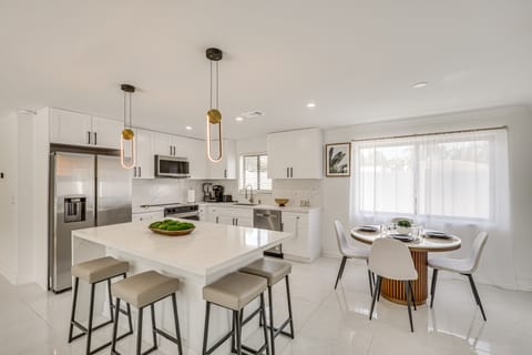 3 Mi to Sand & Surf: Delray Beach Home w/ Patio! House in Gulf Stream