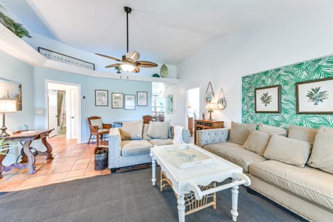 Backyard Hangouts: Bradenton Home Near Dining! House in Bradenton