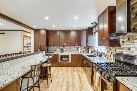 Pet-Friendly Retreat w/ Fenced Yard in Aurora House in Aurora