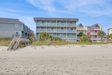 Beachfront Oasis w/ Pool Access in Surfside Beach! Apartment in Surfside Beach