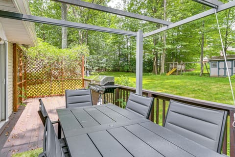 4 Mi to Penn State: Suburban Happy Valley Home House in Allegheny River