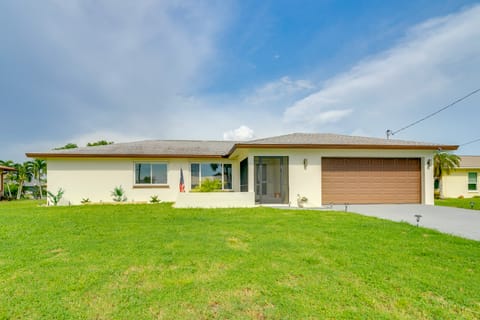 Swim, Golf & Explore: Pet-Friendly Cape Coral Home House in Cape Coral