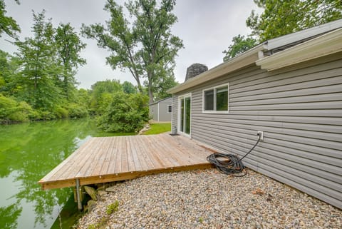 Boat Dock: Couple's Grand Lake Getaway! Apartment in Ohio