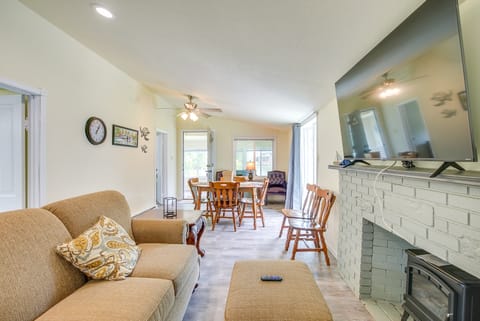 Grand Lake Cabin w/ Private Dock in St Marys! House in Ohio