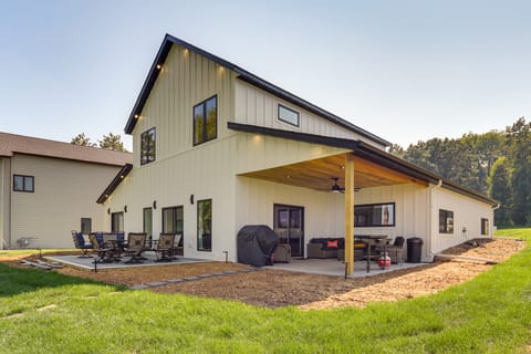 Lake Wapogasset Home w/ Dock: 7 Mi to Amery House in Wisconsin