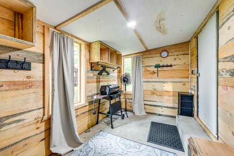 Snowmobile & ATV Trails On-Site: Adirondacks Abode House in Brantingham