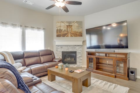 14 Mi to Dtwn OKC: Quiet Yukon Gem House in Oklahoma City