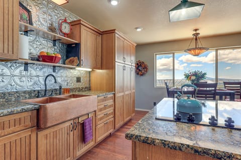 Panoramic Vistas & Pergola: Silver City Escape! House in New Mexico