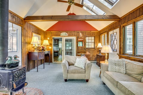 Family Getaway in Bristol Near Trails & Parks! House in Bristol