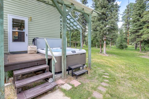 Private Hot Tub: 'Enchanted Hideaway' in Lincoln! House in Idaho