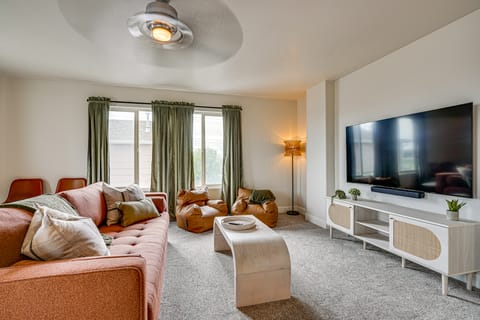 Family Home w/ Fenced Yard in Pueblo: 5 Mi to Dtwn House in Pueblo West