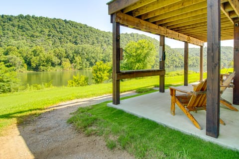 Waterfront Cabin on White River: Great for Anglers House in Arkansas