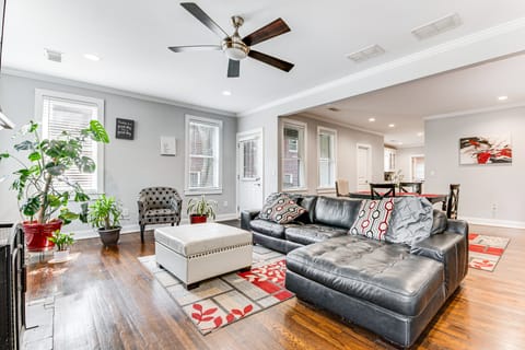 Private Yard, 3 Mi to World Cup Play! ATL Escape House in Atlanta