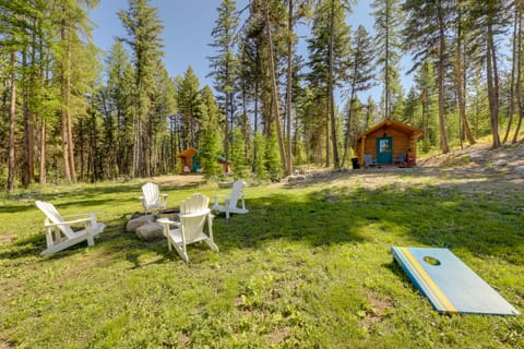 McGregor Lake Access: Cabin in Wooded Wilderness House in Idaho