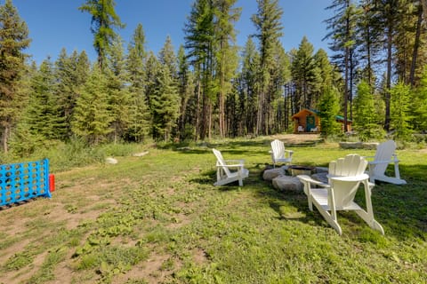 Day Trip to Glacier NP: Nature-Packed Cabin! House in Idaho