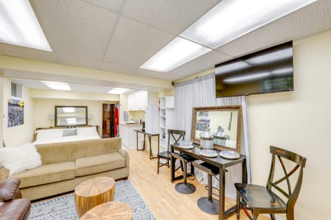 5 Mi to State Park: Studio, Walk to Happy's Inn! Apartment in Idaho