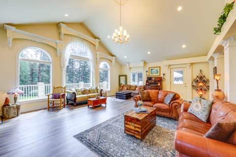 Retreat & Event Villa: Lake Access House in Idaho