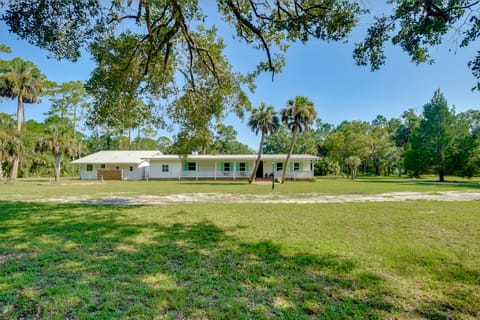 Private 3-Acre Retreat w/ Game Room in Bunnell! House in Palm Coast