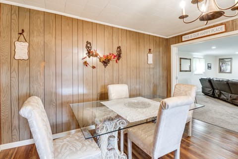 BBQ Ready: Delta Country Home on 30 Acres House in Alabama