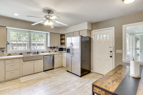 Half-Mi to Campus! Lubbock Home w/ Fenced Yard House in Lubbock