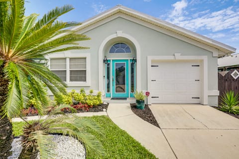1 Block to Beach, Patio: Updated St Augustine Home House in Saint Augustine Beach