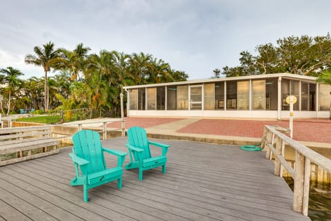 Ocean View, Pool & Boat Dock: Indian Rocks Retreat House in Indian Rocks Beach