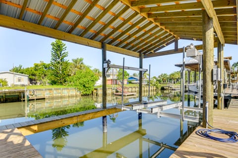 Outdoor Oasis w/ Boat Slip & Spa in St Augustine! House in Butler Beach
