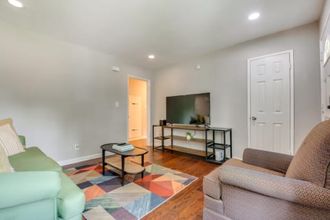 Inviting Home w/ Backyard: 8 Mi to Dtwn Atlanta! House in Atlanta