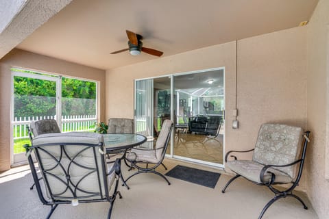 4 Mi to Beaches: Fort Myers Escape w/ Patio House in Iona