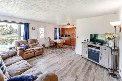 Waterfront Retreat w/ Dock & Yard in Reed City! House in Michigan