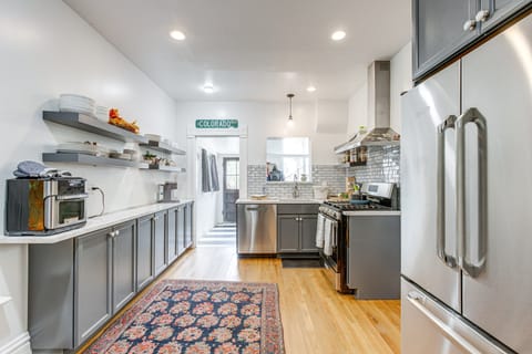 Pet-Friendly LoHi Home w/ Fenced Backyard! House in Denver