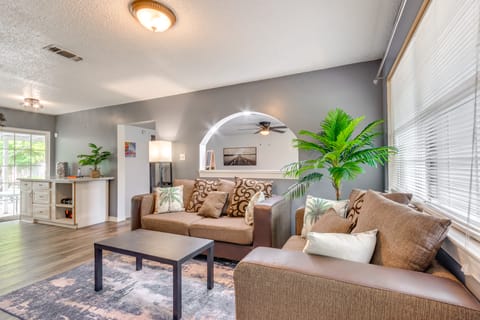 Game, Swim & Explore: Family Home in Pensacola House in Pensacola