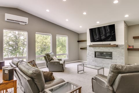 Waterfront Family Retreat on Lake Lida w/ Dock House in Minnesota