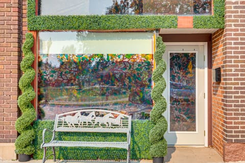 Mins to Crandon Raceway: Studio w/ Patio! Apartment in Crandon