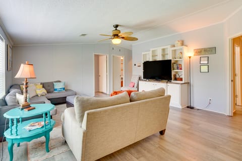 2 Blocks to Beach! Family-Friendly Home in PCB House in Laguna Beach