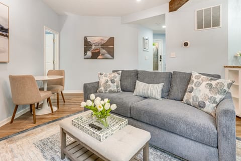 Pool & Resort Perks! Wintergreen Condo Near Hiking Apartment in Massies Mill