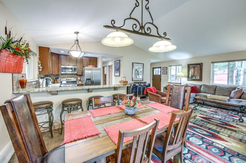 Walk to Ski Shuttle: Dtwn Frisco Gem w/ Fireplace! Apartment in Frisco