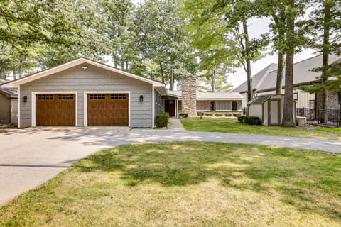 Swim, Fish & Boat: House on Stunning Higgins Lake! House in Michigan